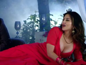 Sunny Leone in Kuch Kuch Locha Hai - 10 Most Sexiest Photos of Sunny Leone (2017)