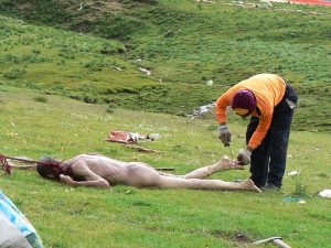 Tibetan Sky Burial - 10 Weird Rituals Still In Practice